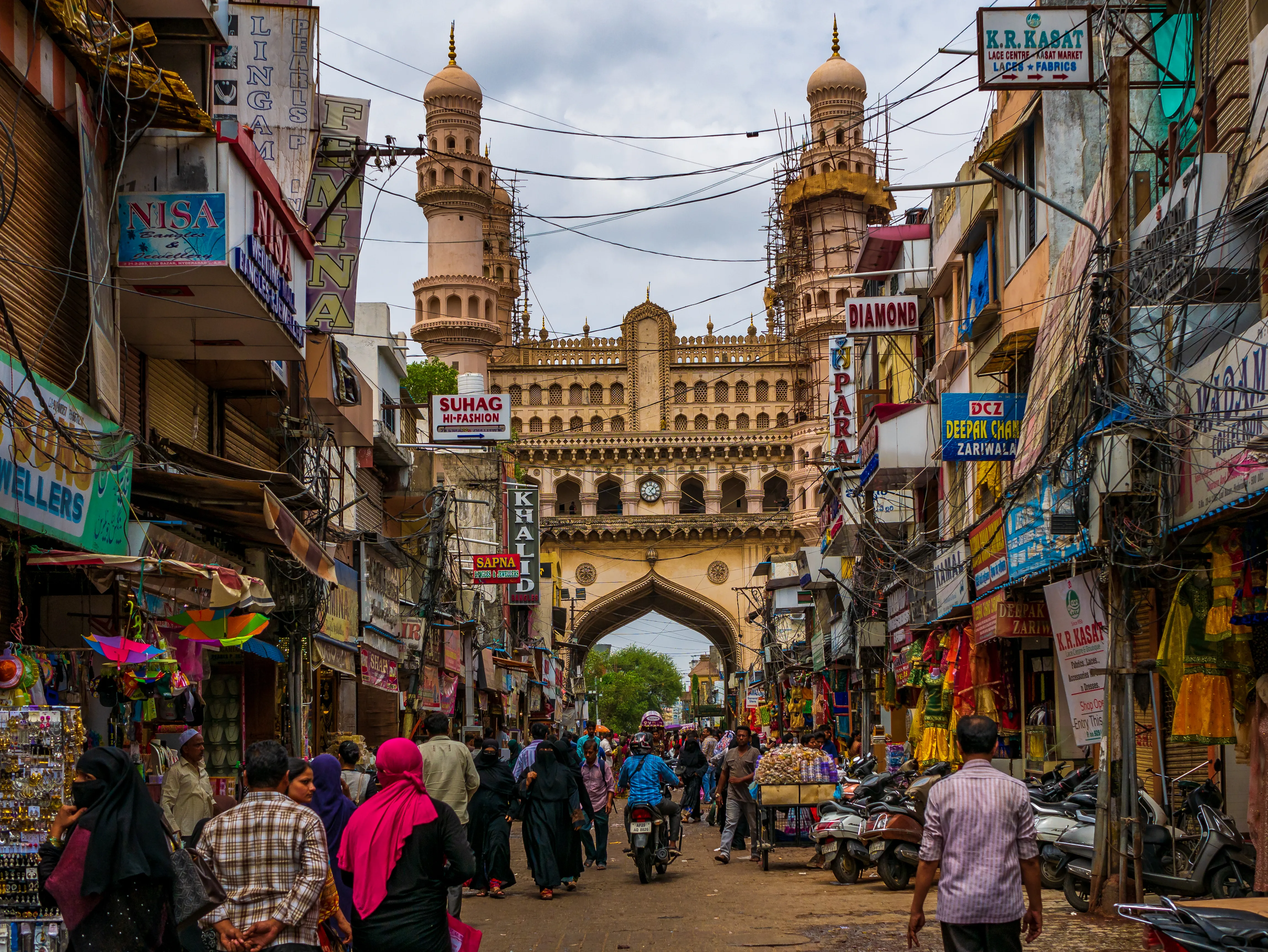 Charminar – iconic monument and symbol of Hyderabad